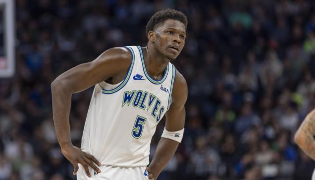 进攻断电已成常态！森林狼再次低迷 华子这次说啥？