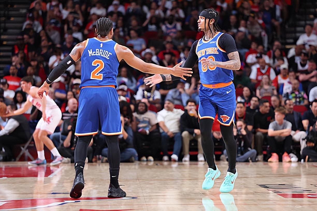 kaiyun-复出后的状态惨不忍睹！尼克斯后场新星这次又被火箭打爆了？